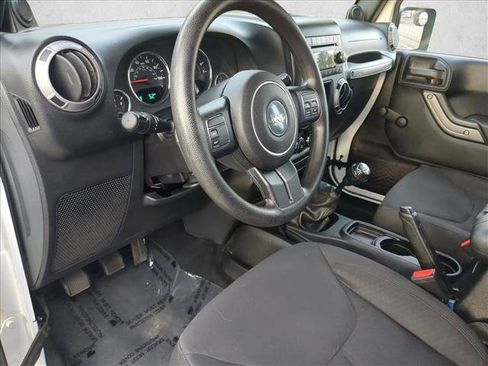 Used 2013 Jeep Wrangler Unlimited Sport image 10