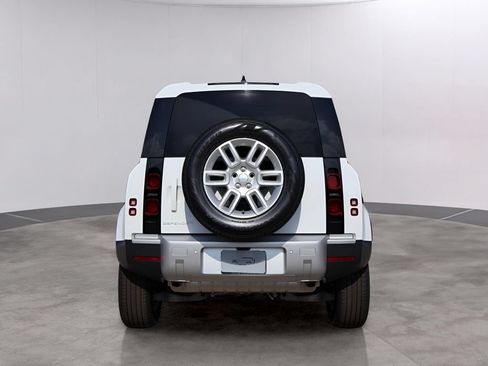 Used 2025 Land Rover Defender 110 S AWD/4WD image 6