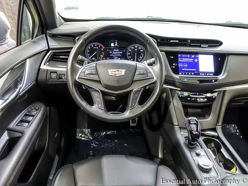 Certified 2023 Cadillac XT5 Sportv w/ LPO, Floor Liner Package AWD/4WD image 13