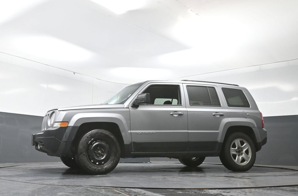 Used 2017 Jeep Patriot Sport w/ Power Value Group FWD image 28