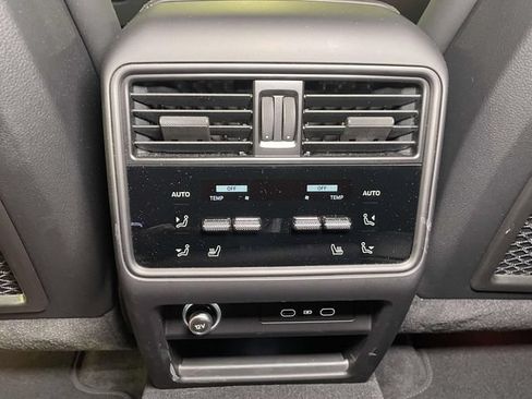 Certified 2026 Porsche Cayenne S AWD/4WD image 24