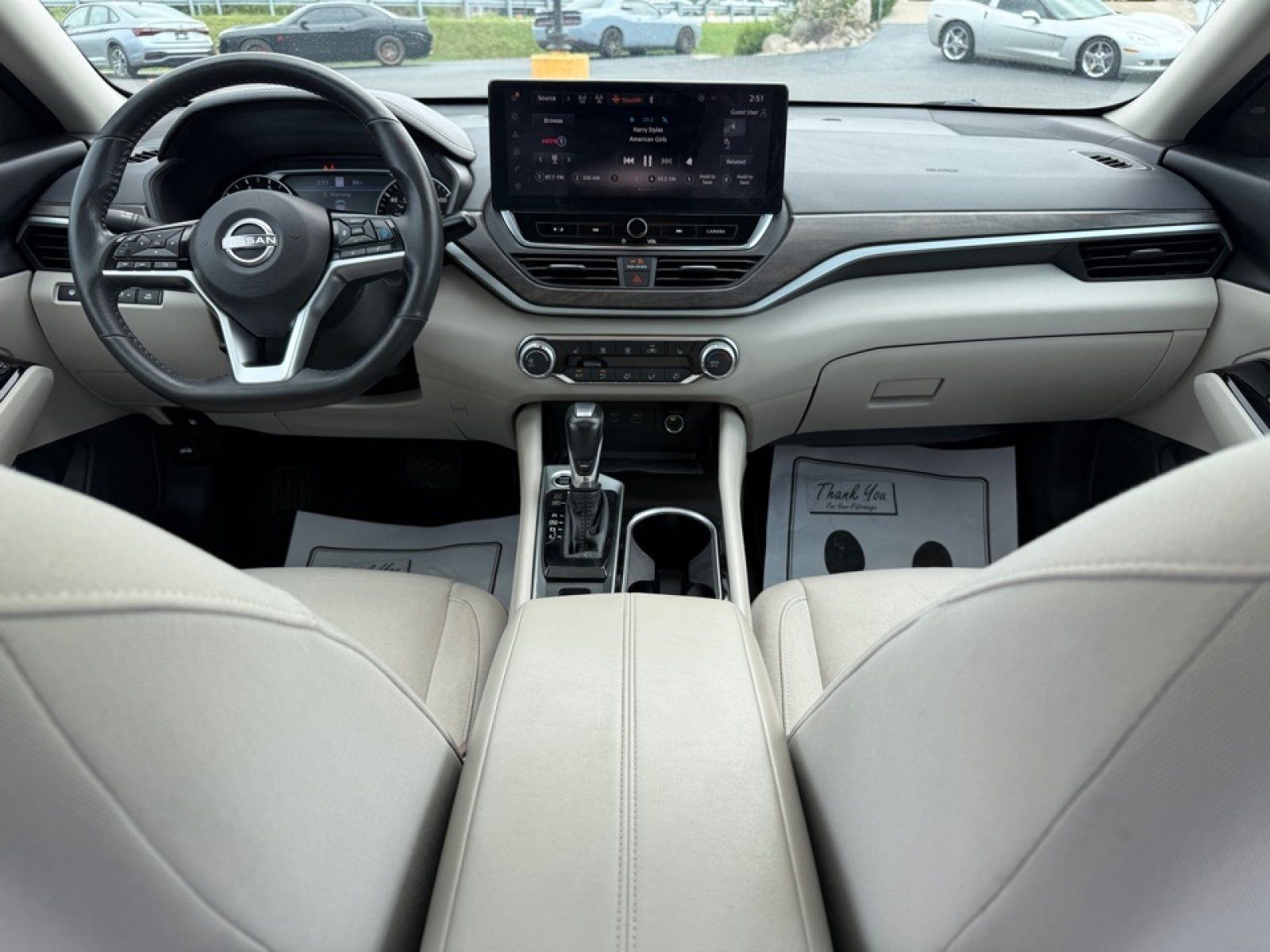Used 2023 Nissan Altima 2.5 SV w/ SV Premium Package AWD/4WD image 11