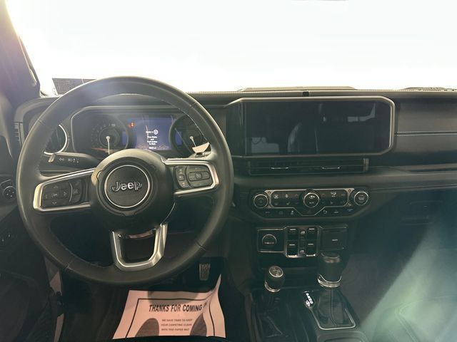 Used 2024 Jeep Wrangler High Altitude AWD/4WD image 7