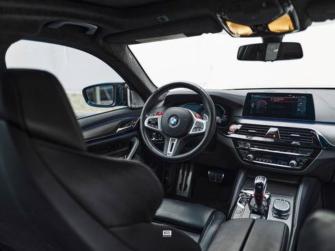 Used 2020 BMW M5 w/ Executive Package image 38
