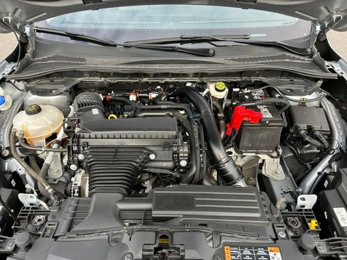 Used 2023 Ford Escape Platinum image 29