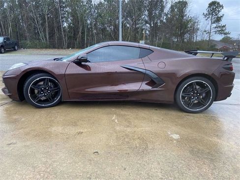 Used 2022 Chevrolet Corvette Stingray Coupe w/ 1LT image 6