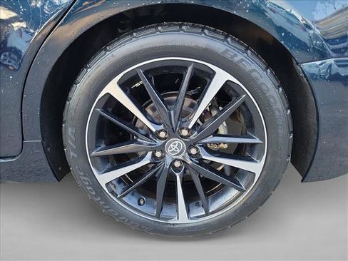 Used 2020 Toyota Camry XSE FWD image 9