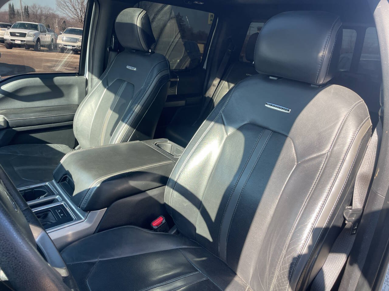 Used 2016 Ford F150 Platinum w/ Equipment Group 701A Luxury AWD/4WD image 19