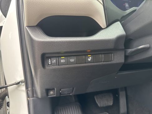 Used 2024 Toyota RAV4 XLE image 11