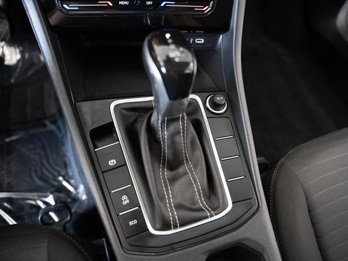 Used 2025 Volkswagen Jetta S FWD image 17
