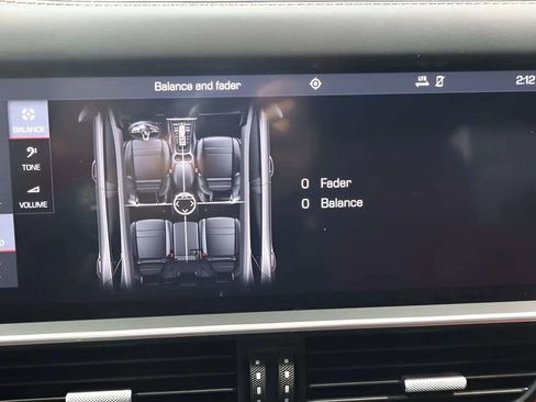 Used 2019 Porsche Cayenne image 23