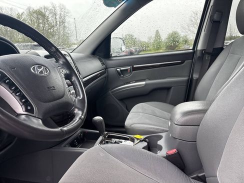 Used 2011 Hyundai Santa Fe SE FWD image 12