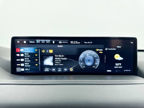 Used 2023 Genesis GV80 3.5T w/ Prestige Package AWD/4WD image 25