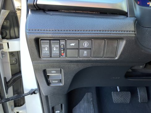 Certified 2023 Honda Odyssey EX-L image 20