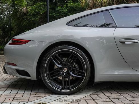 Used 2019 Porsche 911 Carrera RWD image 8