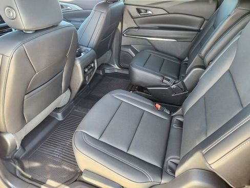 New 2026 Chevrolet Traverse LT w/ Driver Confidence Package FWD image 22