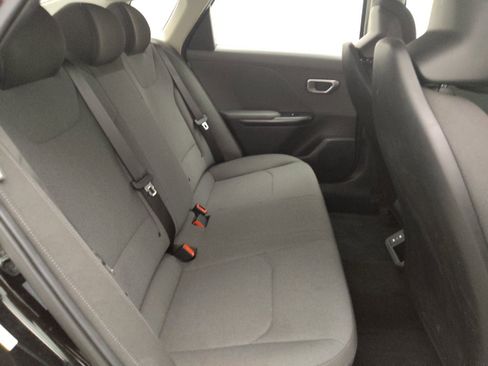 Used 2025 Kia K4 FWD image 19