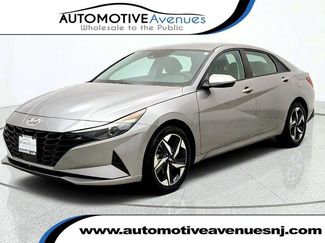Used 2023 Hyundai Elantra SEL w/ Convenience Package FWD video 1