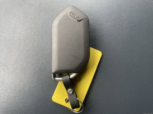 Certified 2025 Kia Sorento SX Prestige image 31