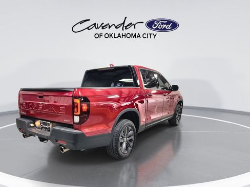 Used 2024 Honda Ridgeline Sport image 8