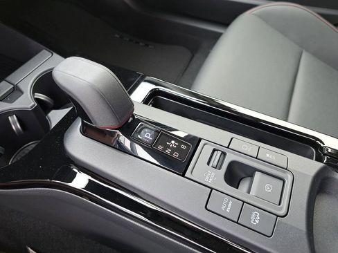 New 2026 Toyota Prius Plug-In Hybrid image 25