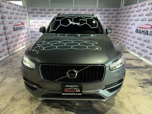 Used 2018 Volvo XC90 T6 Momentum w/ Convenience Package AWD/4WD image 4
