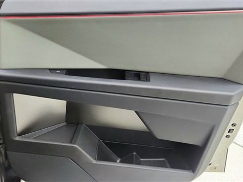 Used 2024 Tesla Cybertruck Cyberbeast image 21