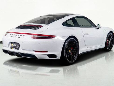Used 2019 Porsche 911 Carrera 4S AWD/4WD image 10
