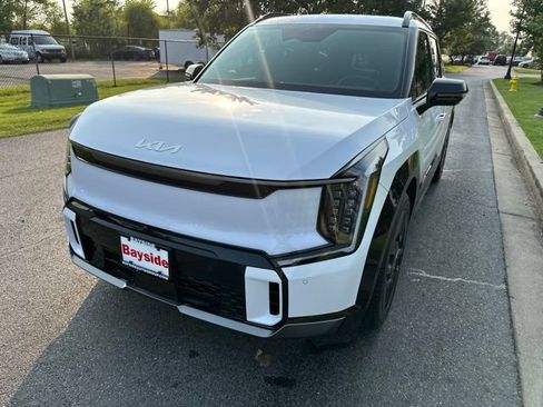 New 2026 Kia EV9 GT-Line AWD/4WD image 3