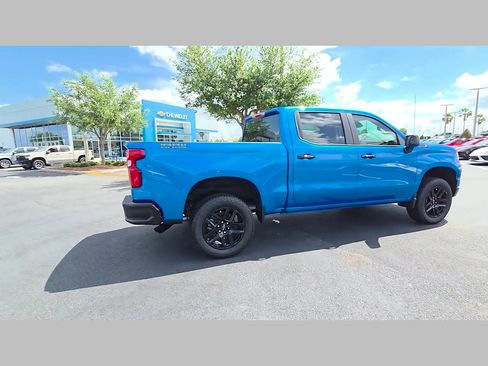 New 2026 Chevrolet Silverado 1500 LT Trail Boss w/ Dark Appearance Package AWD/4WD image 17