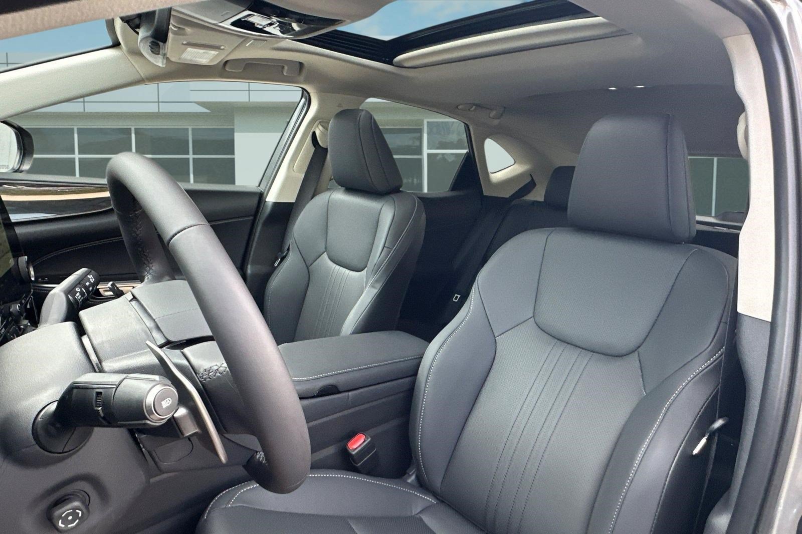 New 2026 Lexus NX 350 AWD w/ Cold Area Package image 5