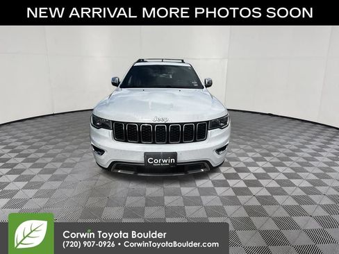 Used 2019 Jeep Grand Cherokee Limited w/ Trailer Tow Group IV AWD/4WD image 2