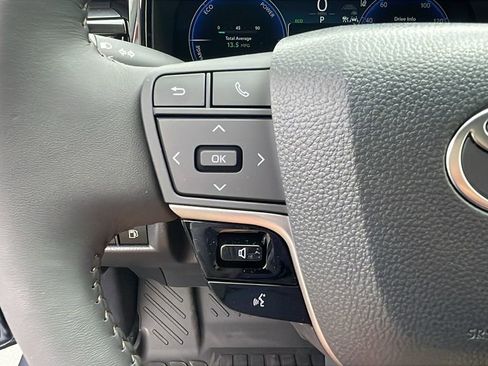 New 2026 Toyota Camry XLE image 25