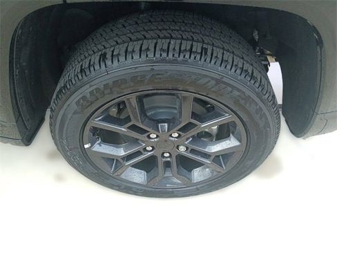 New 2024 Jeep Grand Cherokee Limited 4xe image 10