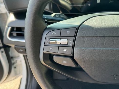 New 2025 Kia K4 FWD image 25