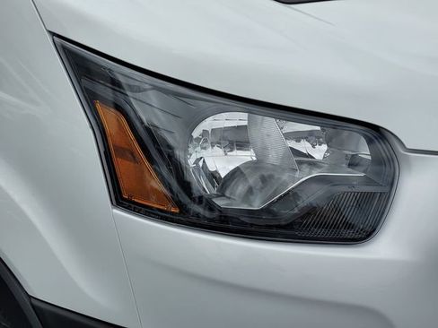 New 2026 Ford Transit 250 148 Medium Roof w/ Load Area Protection Package image 10