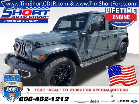 Used 2025 Jeep Wrangler Unlimited Sahara image 1