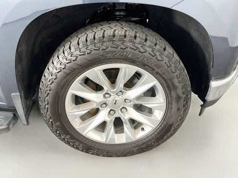 Used 2021 Chevrolet Silverado 1500 LTZ w/ Z71 Off-Road Package AWD/4WD image 37