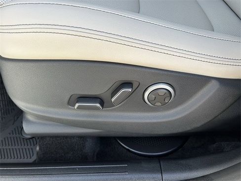 New 2026 Genesis GV70 2.5T Select image 22