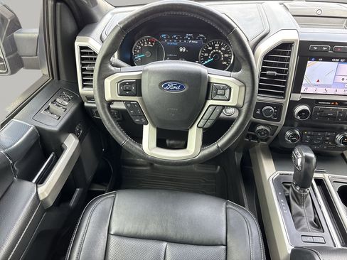 Used 2019 Ford F150 Lariat w/ Equipment Group 502A Luxury image 12