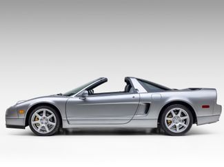 Used 2004 Acura NSX T video 1