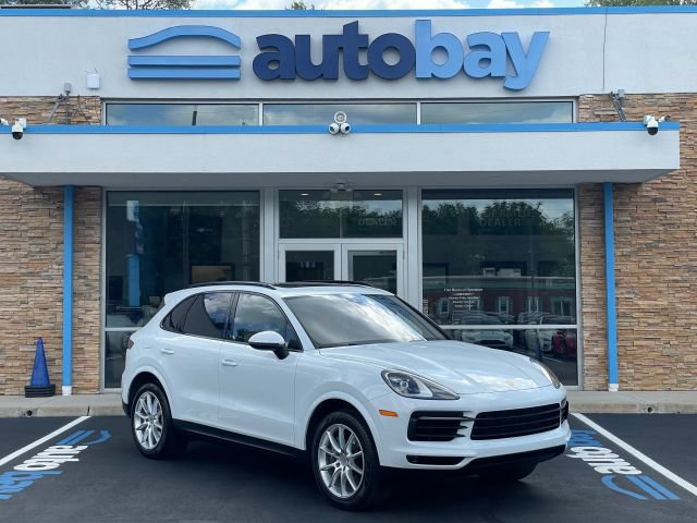 Used 2023 Porsche Cayenne AWD/4WD image 8