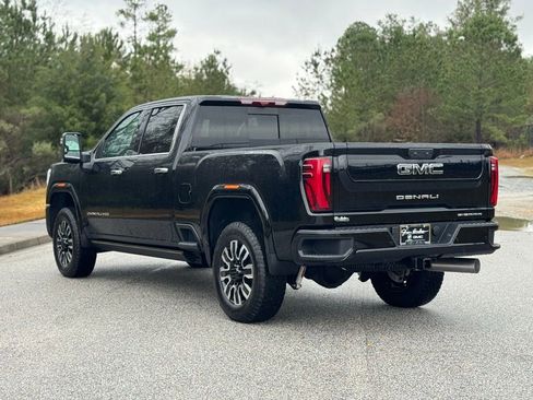 New 2026 GMC Sierra 2500 Denali Ultimate image 12