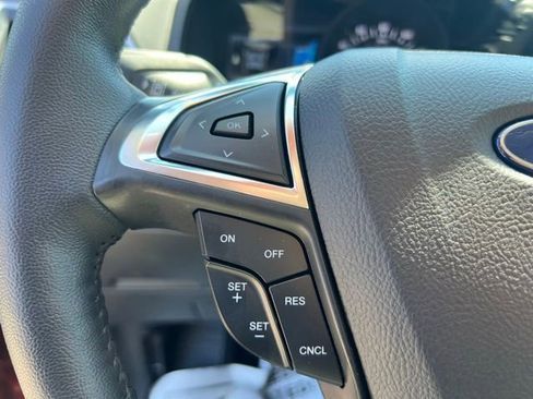 Used 2024 Ford Edge SEL w/ Convenience Package AWD/4WD image 8