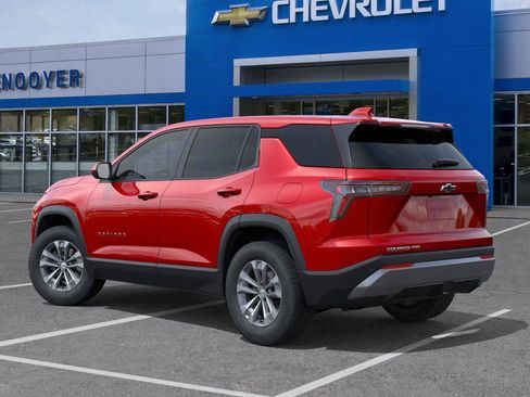 New 2026 Chevrolet Equinox LT AWD/4WD image 3