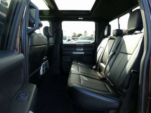 Used 2018 Ford F150 Lariat w/ Equipment Group 502A Luxury image 17