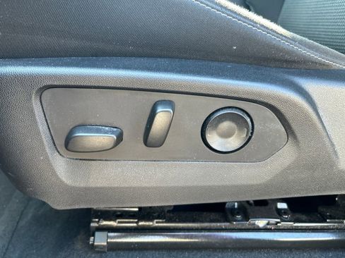 Certified 2024 Chevrolet Colorado LT w/ LT Convenience Package II image 23