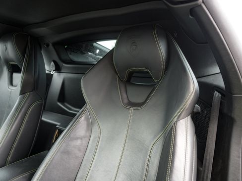Used 2015 Lamborghini Huracan LP 610-4 AWD/4WD image 19