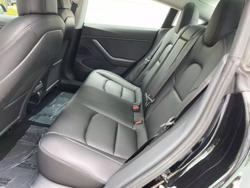 Used 2022 Tesla Model 3 Long Range image 17