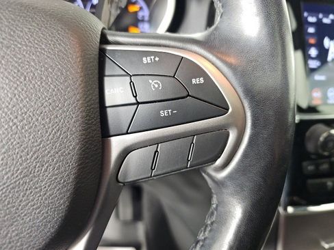 Certified 2021 Jeep Grand Cherokee Limited w/ Luxury Group II image 17